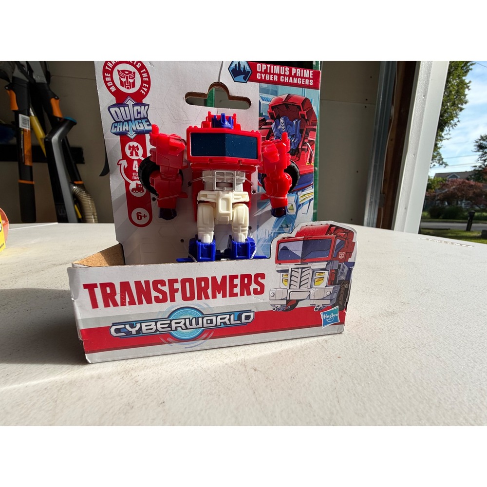 Transformers Cyberworld Optimus Prime Cyber Changers Action Figure 4-Inch 2in-1